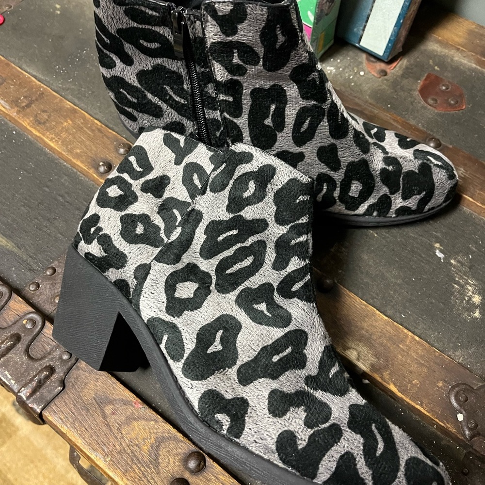 Leopard booties - Picture 2 of 4